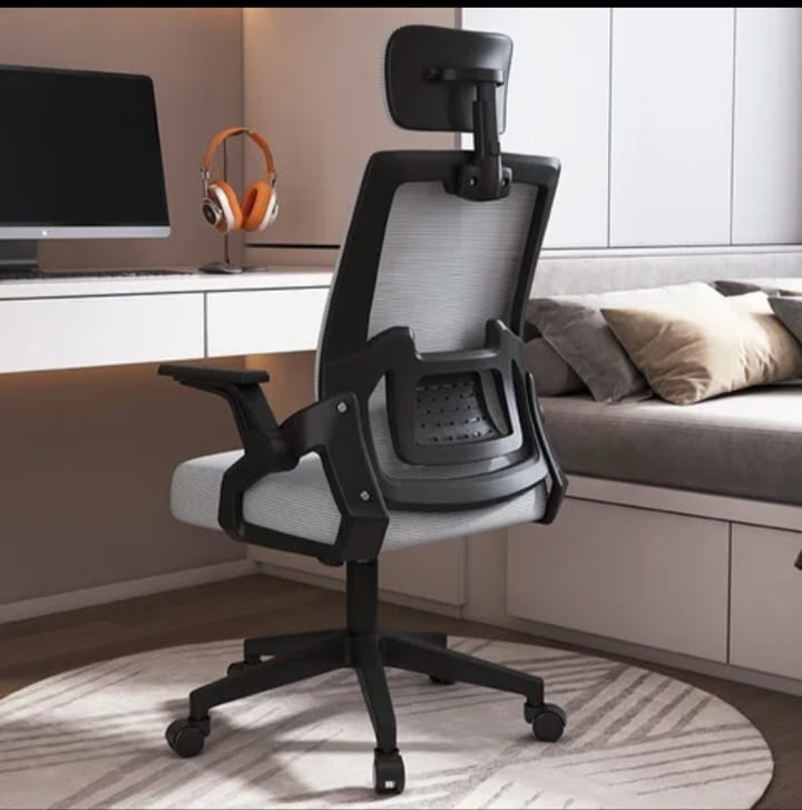 Modern-comfortable-office-chair